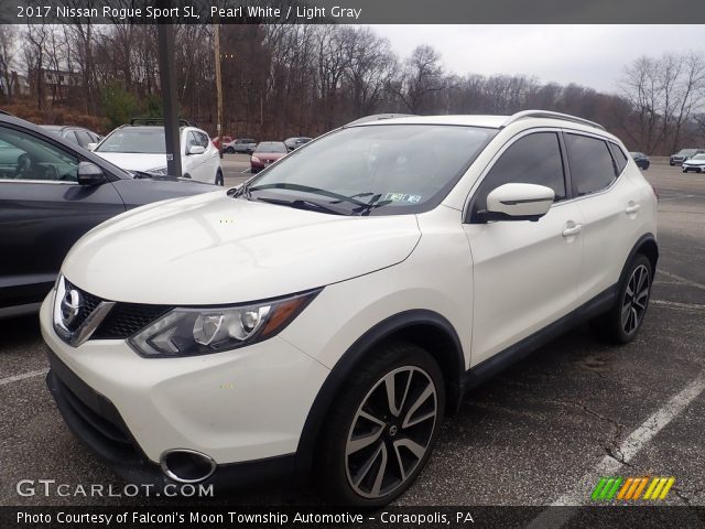 2017 Nissan Rogue Sport SL in Pearl White