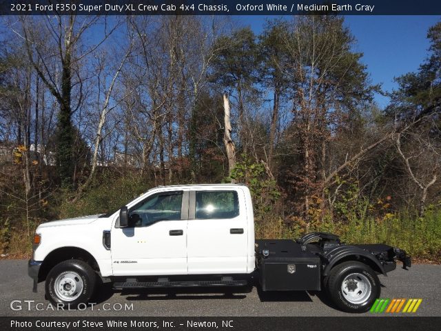 2021 Ford F350 Super Duty XL Crew Cab 4x4 Chassis in Oxford White