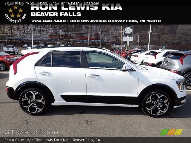 2023 Kia Niro SX Hybrid in Snow White Pearl