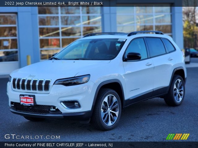 2022 Jeep Cherokee Limited 4x4 in Bright White