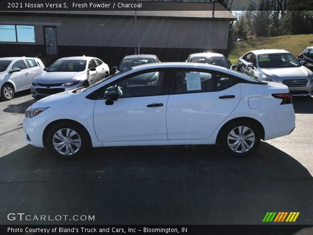 2021 Nissan Versa S in Fresh Powder