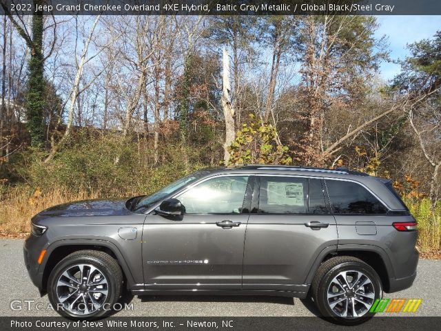 2022 Jeep Grand Cherokee Overland 4XE Hybrid in Baltic Gray Metallic