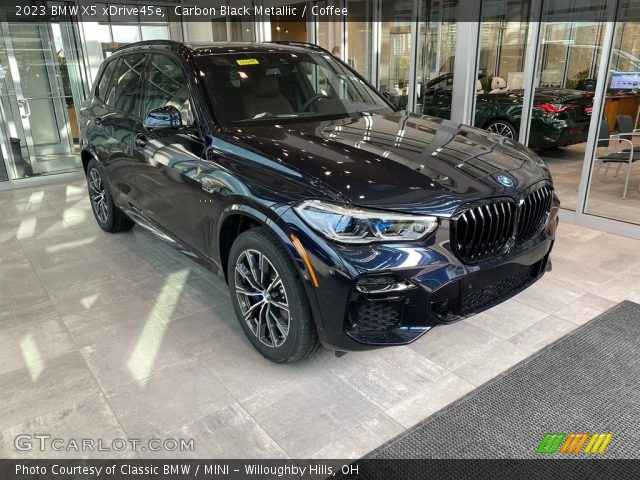 2023 BMW X5 xDrive45e in Carbon Black Metallic