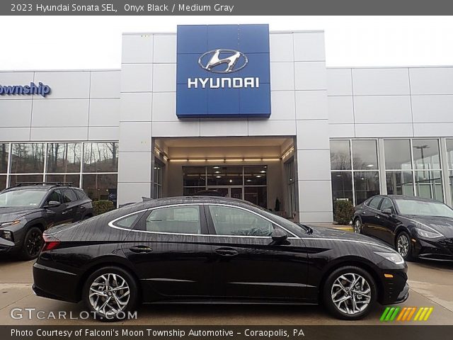 2023 Hyundai Sonata SEL in Onyx Black