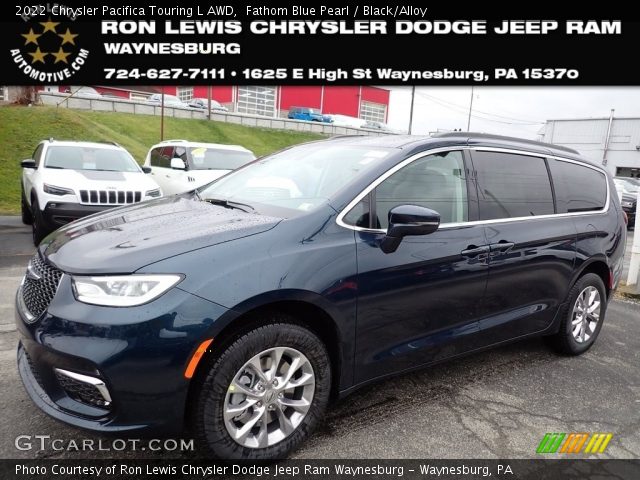2022 Chrysler Pacifica Touring L AWD in Fathom Blue Pearl