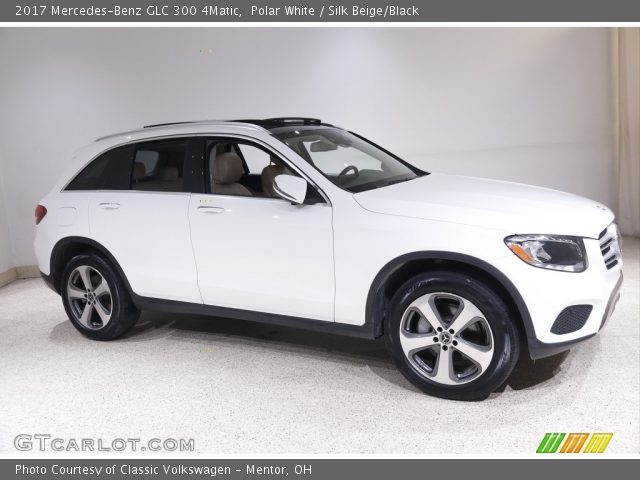 2017 Mercedes-Benz GLC 300 4Matic in Polar White