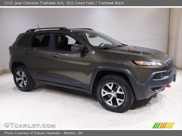 2015 Jeep Cherokee Trailhawk 4x4 in ECO Green Pearl