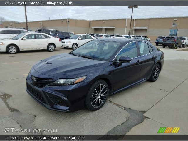 2022 Toyota Camry SE in Blueprint