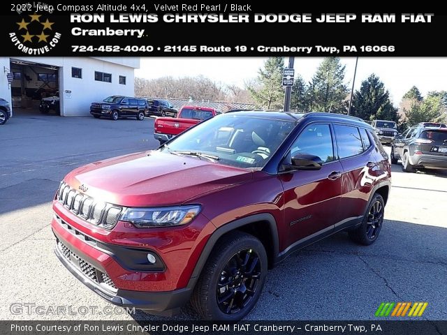 2022 Jeep Compass Altitude 4x4 in Velvet Red Pearl