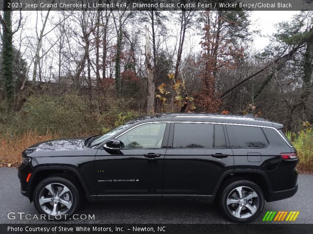 2023 Jeep Grand Cherokee L Limited 4x4 in Diamond Black Crystal Pearl