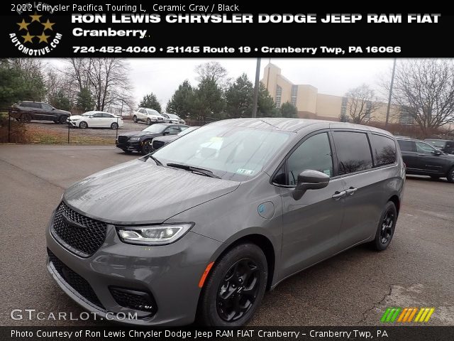 2022 Chrysler Pacifica Touring L in Ceramic Gray