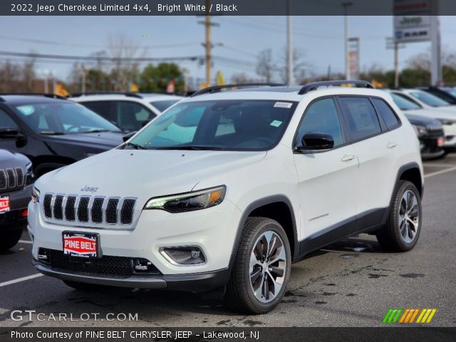 2022 Jeep Cherokee Limited 4x4 in Bright White