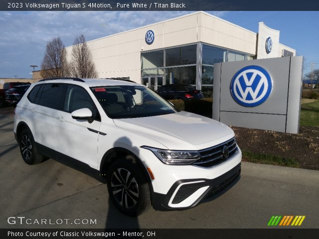 2023 Volkswagen Tiguan S 4Motion in Pure White