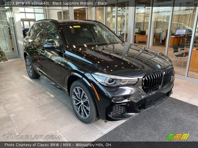 2023 BMW X5 xDrive40i in Black Sapphire Metallic