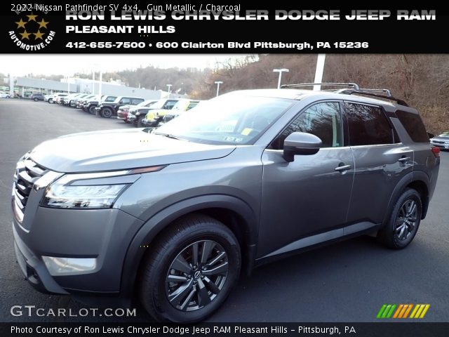 2022 Nissan Pathfinder SV 4x4 in Gun Metallic