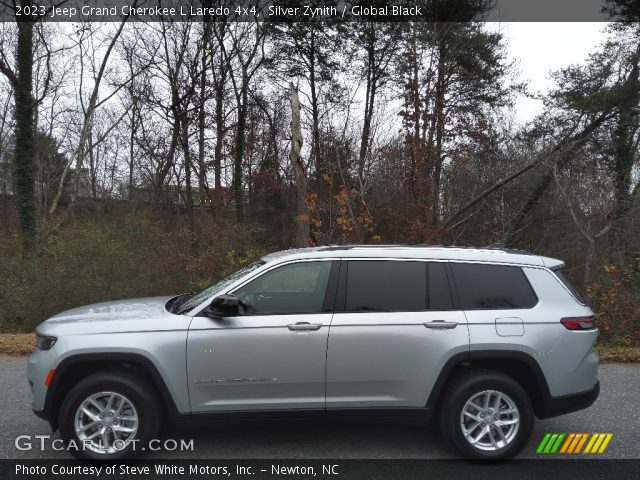 2023 Jeep Grand Cherokee L Laredo 4x4 in Silver Zynith