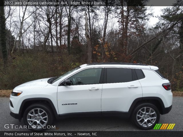 2022 Jeep Compass Latitude Lux 4x4 in Bright White