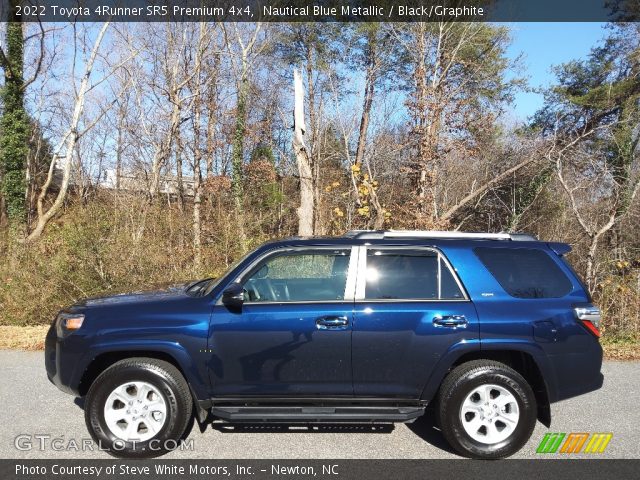2022 Toyota 4Runner SR5 Premium 4x4 in Nautical Blue Metallic