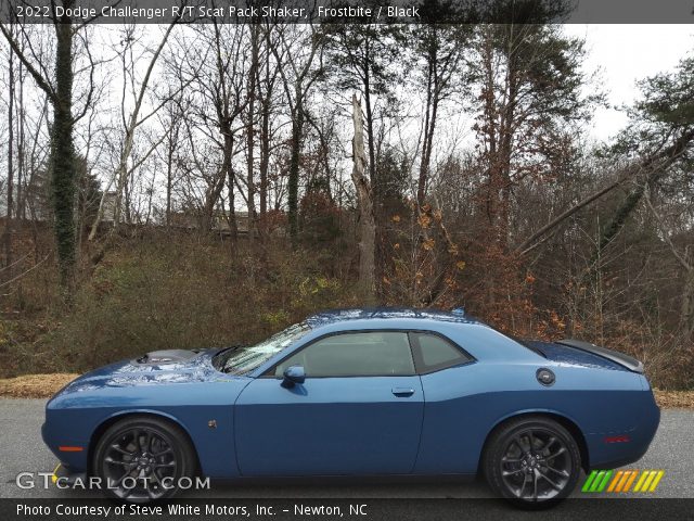 2022 Dodge Challenger R/T Scat Pack Shaker in Frostbite