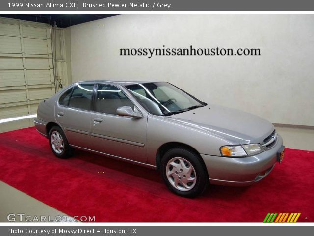 1999 Nissan Altima GXE in Brushed Pewter Metallic