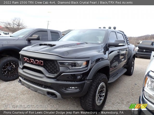 2022 Ram 1500 TRX Crew Cab 4x4 in Diamond Black Crystal Pearl