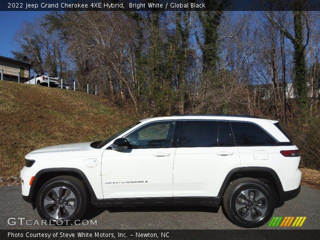 2022 Jeep Grand Cherokee 4XE Hybrid in Bright White