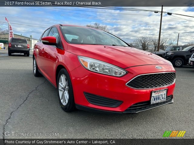 2017 Ford Focus SE Sedan in Race Red