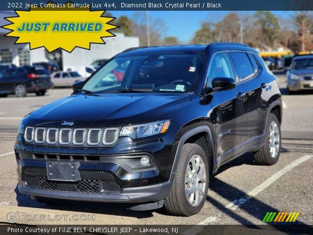 2022 Jeep Compass Latitude Lux 4x4 in Diamond Black Crystal Pearl