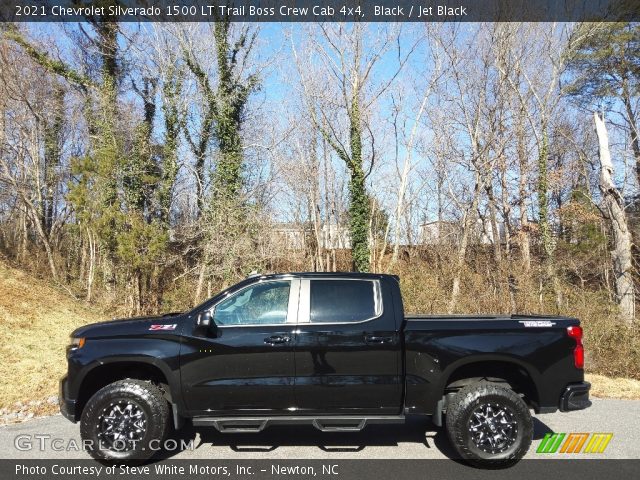 2021 Chevrolet Silverado 1500 LT Trail Boss Crew Cab 4x4 in Black