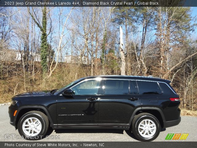 2023 Jeep Grand Cherokee L Laredo 4x4 in Diamond Black Crystal Pearl