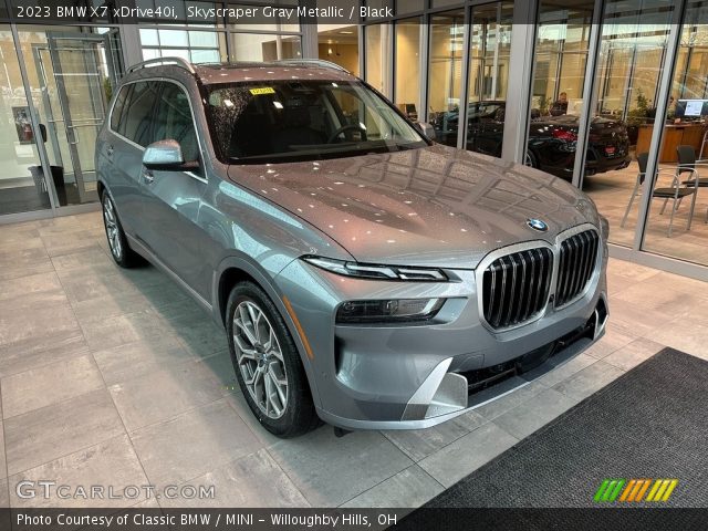 2023 BMW X7 xDrive40i in Skyscraper Gray Metallic