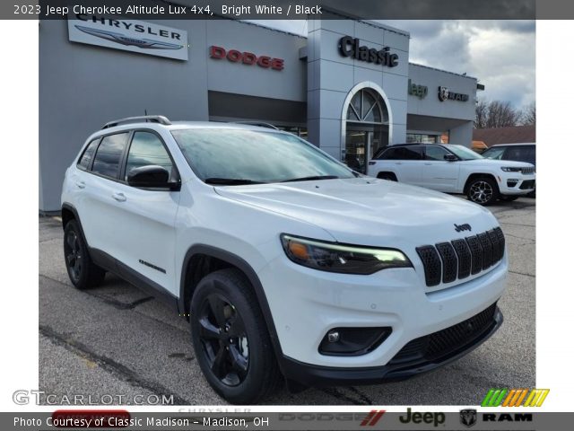 2023 Jeep Cherokee Altitude Lux 4x4 in Bright White