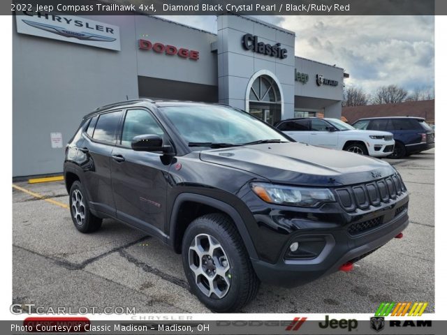 2022 Jeep Compass Trailhawk 4x4 in Diamond Black Crystal Pearl