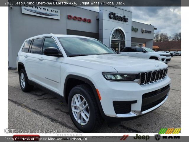 2023 Jeep Grand Cherokee L Laredo 4x4 in Bright White