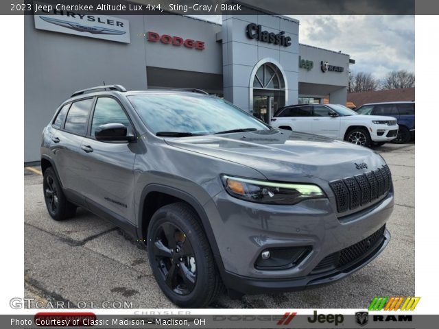 2023 Jeep Cherokee Altitude Lux 4x4 in Sting-Gray