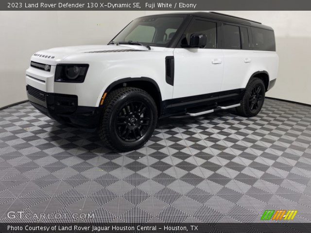 2023 Land Rover Defender 130 X-Dynamic SE in Fuji White