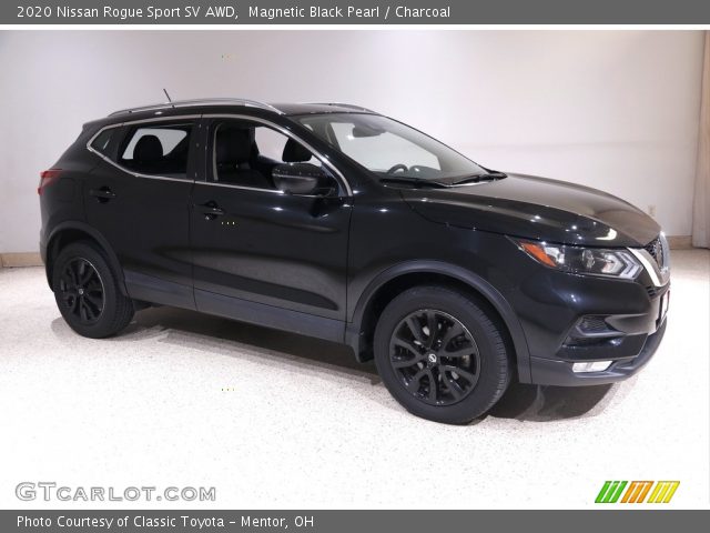 2020 Nissan Rogue Sport SV AWD in Magnetic Black Pearl