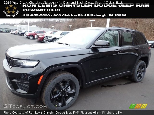 2023 Jeep Grand Cherokee Altitude 4x4 in Diamond Black Crystal Pearl