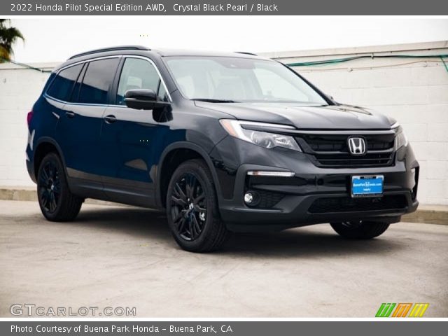 2022 Honda Pilot Special Edition AWD in Crystal Black Pearl