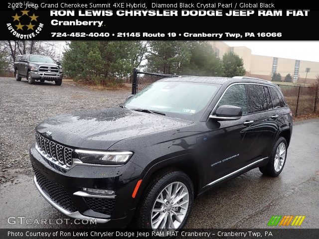 2022 Jeep Grand Cherokee Summit 4XE Hybrid in Diamond Black Crystal Pearl