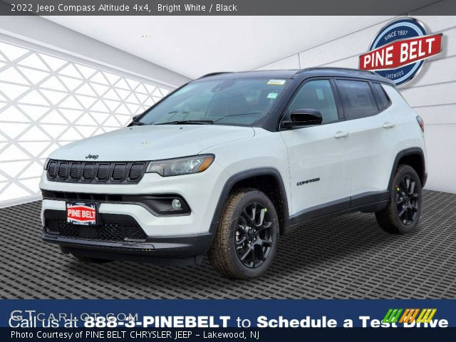 2022 Jeep Compass Altitude 4x4 in Bright White