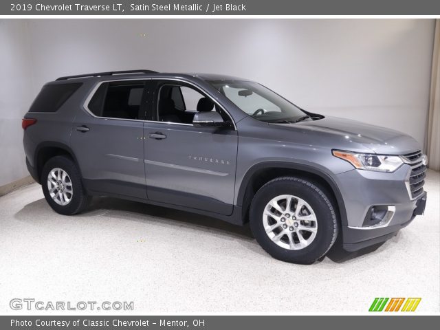 2019 Chevrolet Traverse LT in Satin Steel Metallic