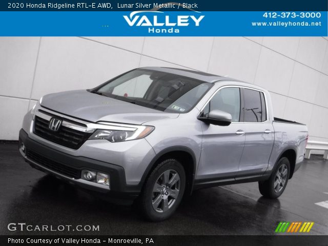 2020 Honda Ridgeline RTL-E AWD in Lunar Silver Metallic
