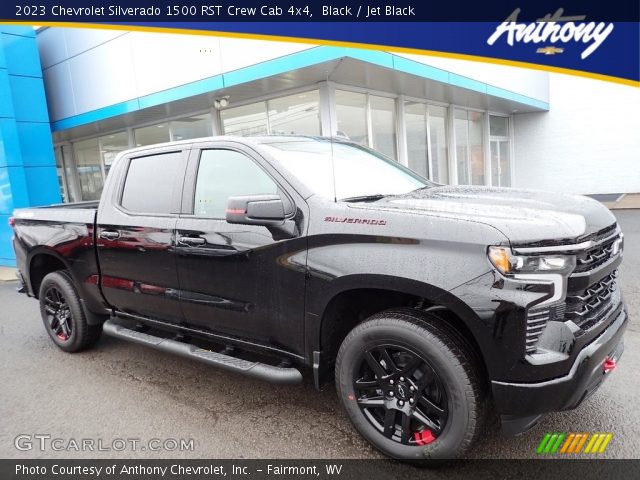 2023 Chevrolet Silverado 1500 RST Crew Cab 4x4 in Black