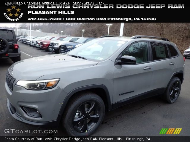 2023 Jeep Cherokee Altitude Lux 4x4 in Sting-Gray