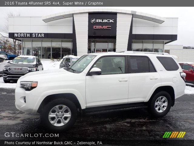 2016 Toyota 4Runner SR5 4x4 in Super White