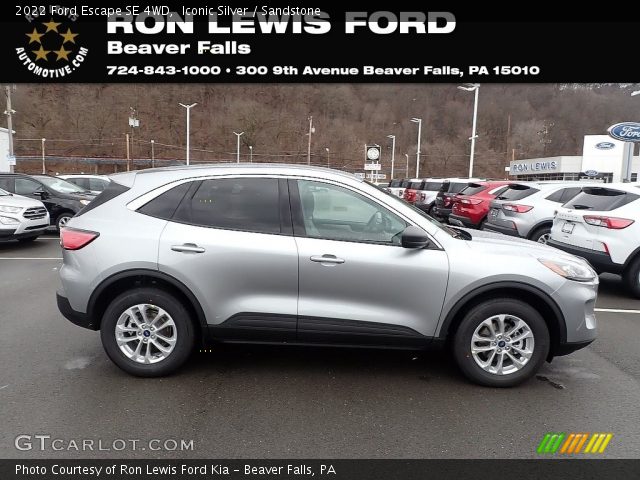 2022 Ford Escape SE 4WD in Iconic Silver