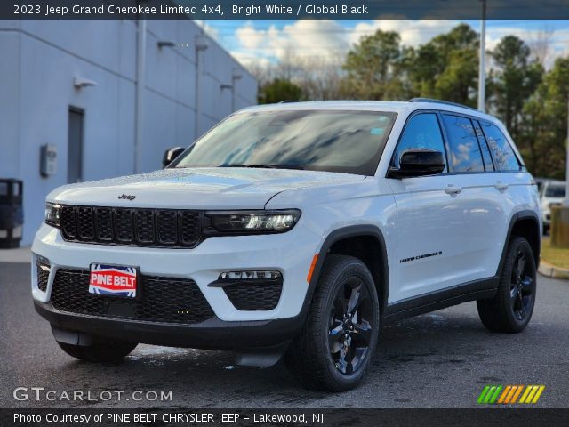 2023 Jeep Grand Cherokee Limited 4x4 in Bright White