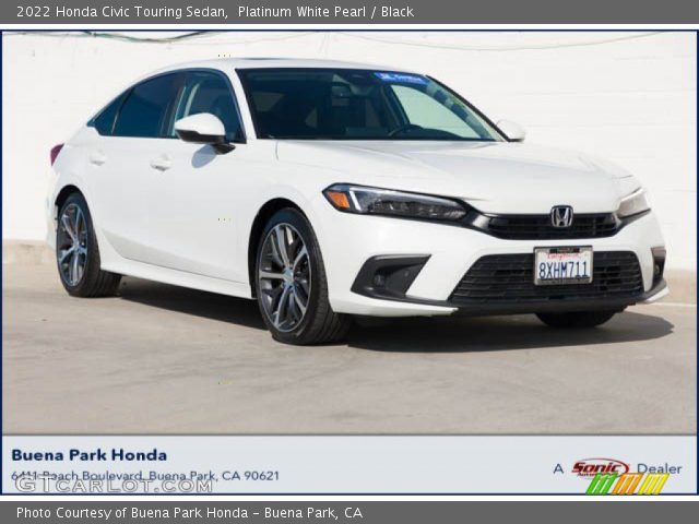 2022 Honda Civic Touring Sedan in Platinum White Pearl