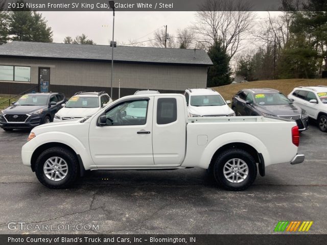 2019 Nissan Frontier SV King Cab in Glacier White
